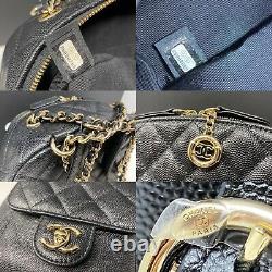 Authentique Nouveau Chanel Noir Quilted Caviar CC Day Backpack Gold Small As0004